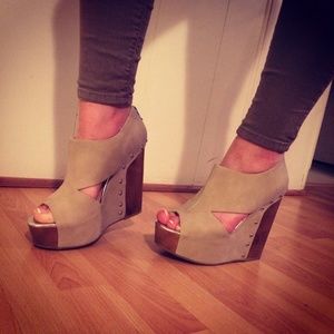 High Heel Wedge